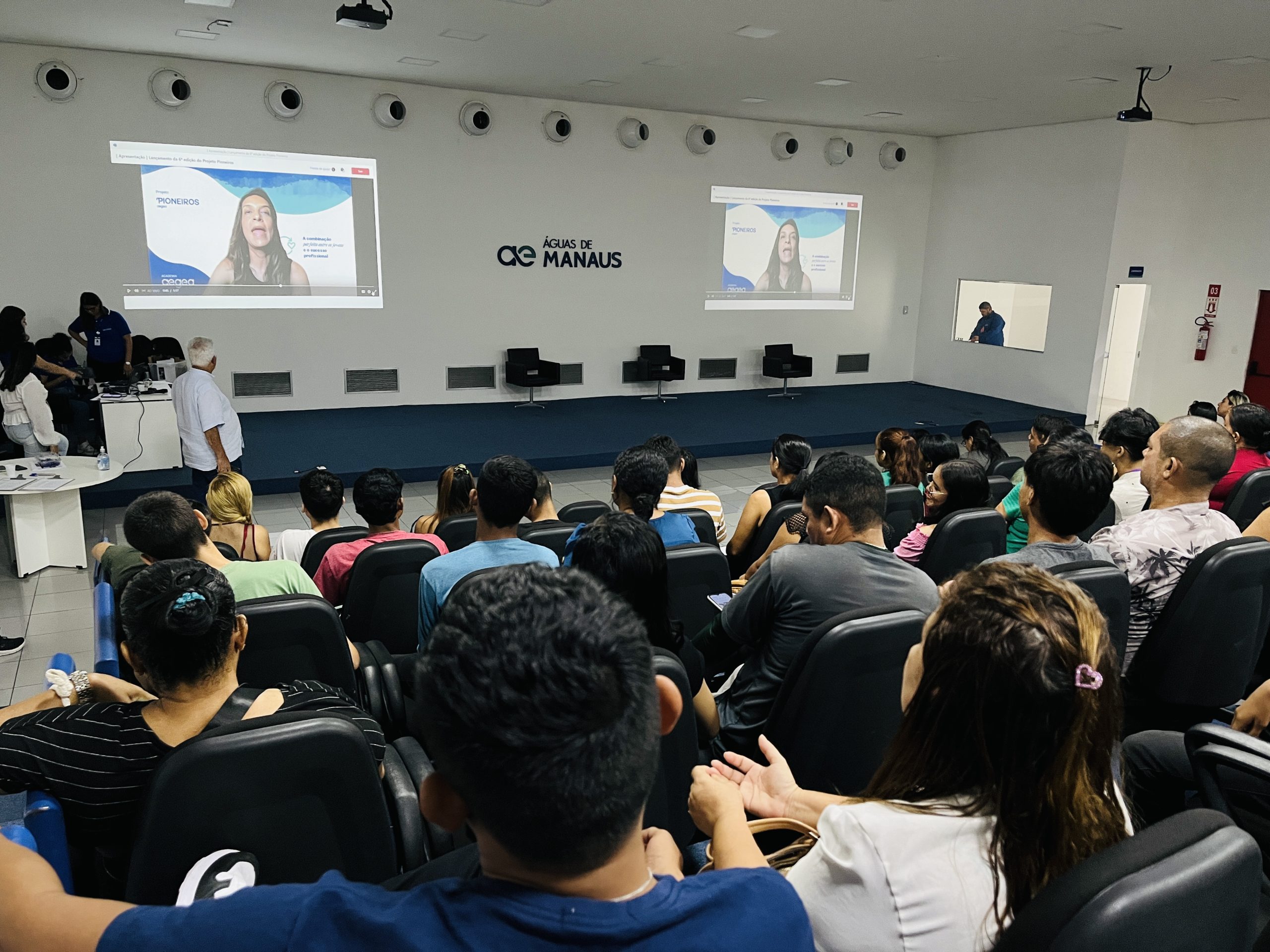 Programa da Águas de Manaus voltado a alunos de escolas