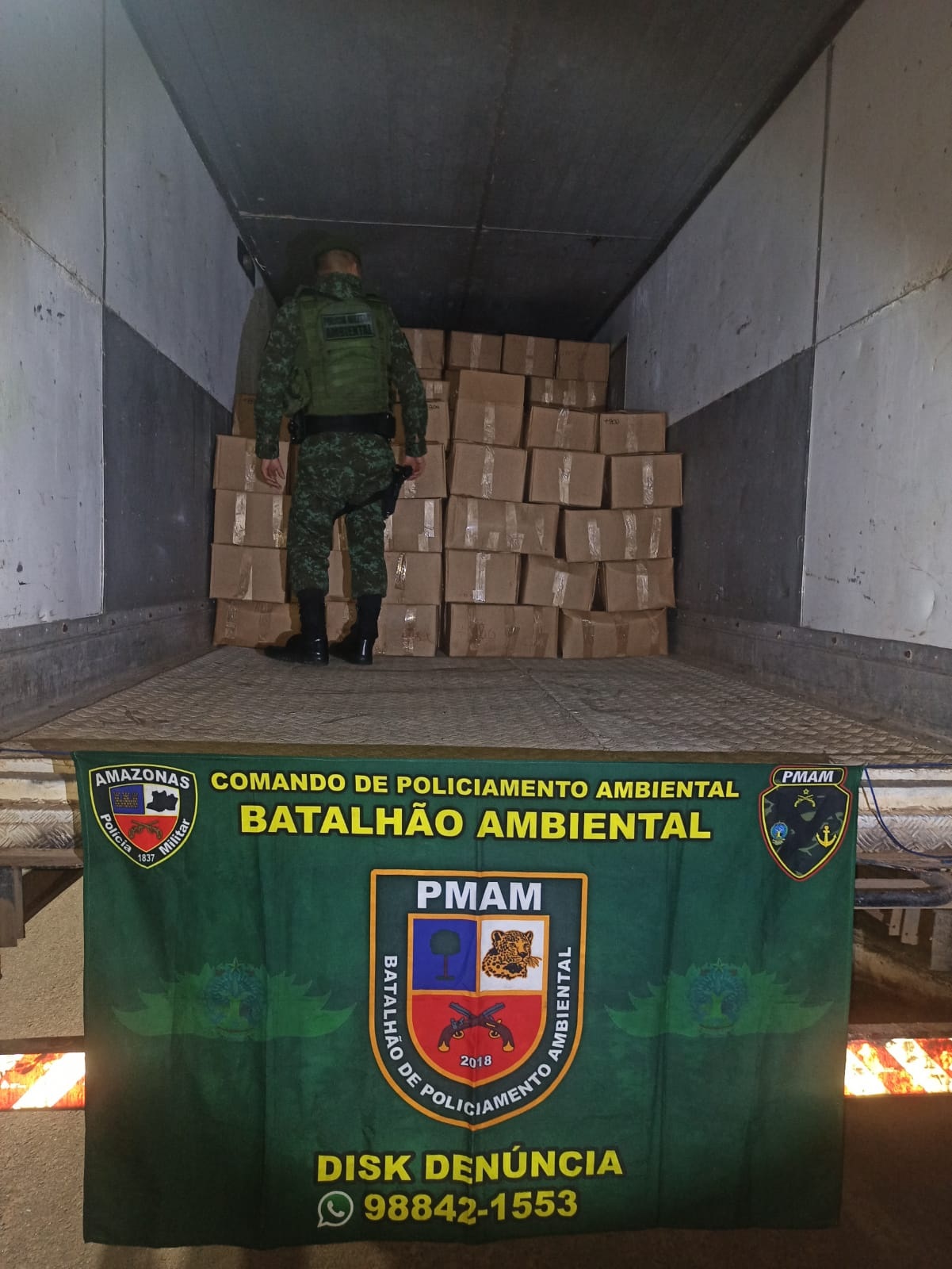 Polícia Militar do Amazonas apreende 5 toneladas de pescado ilegal