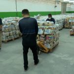 Governo do AM enviou mais de 80 mil cestas básicas para famílias atingidas pela cheia