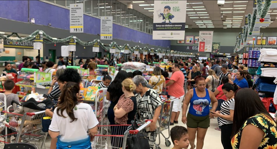 Rede de supermercados abre vagas de emprego em Manaus