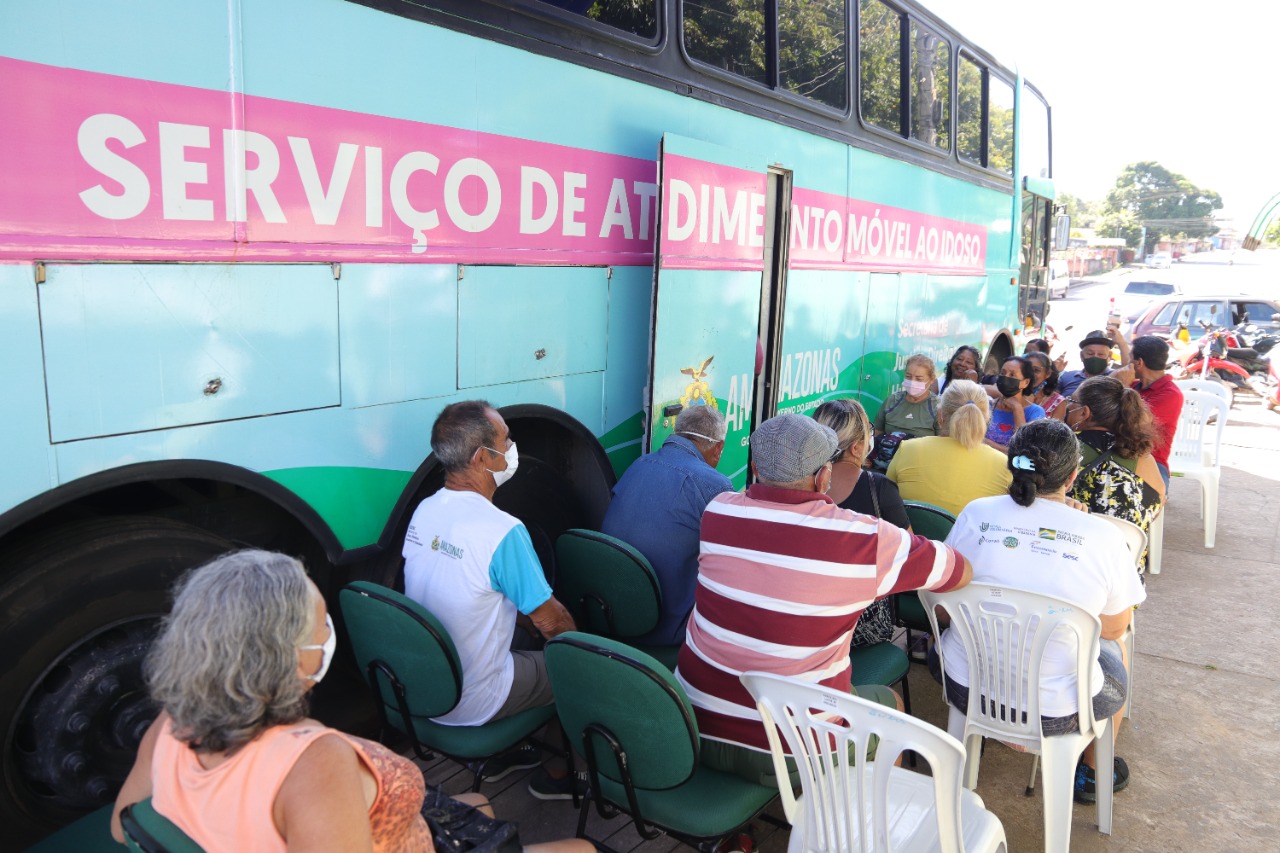Ônibus do Idoso realiza atendimentos no Petrópolis, nesta sexta-feira (25/08)