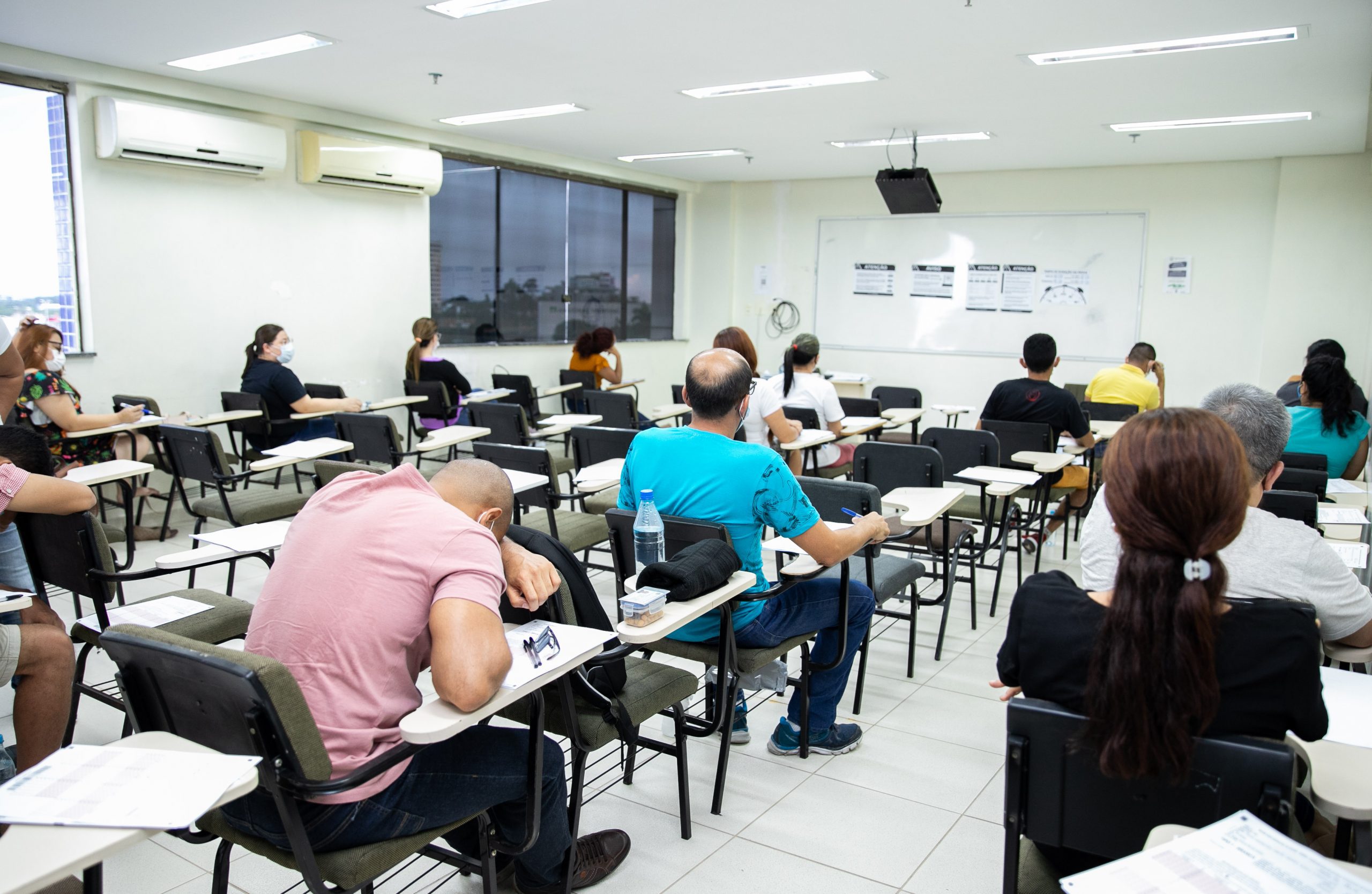 Bolsa Pós-Graduação lança inscrições