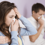 Gripe de verão: hidratação e alimentação equilibrada ajudam a combater o vírus