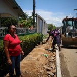 Em Novo Airão, obras do Governo do Estado no sistema viário alcançam 60% de conclusão