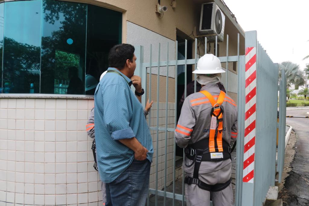 Condomínios acumulam dívidas de luz e serão cobrados pela AM Energia