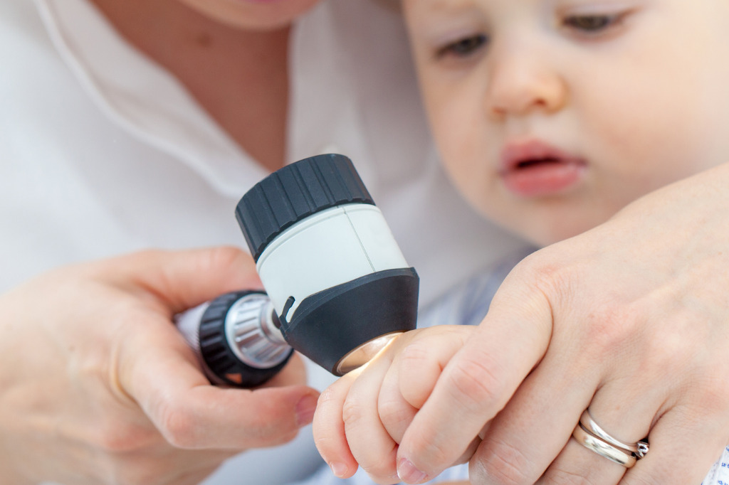 dermatologista consulta crianças manaus