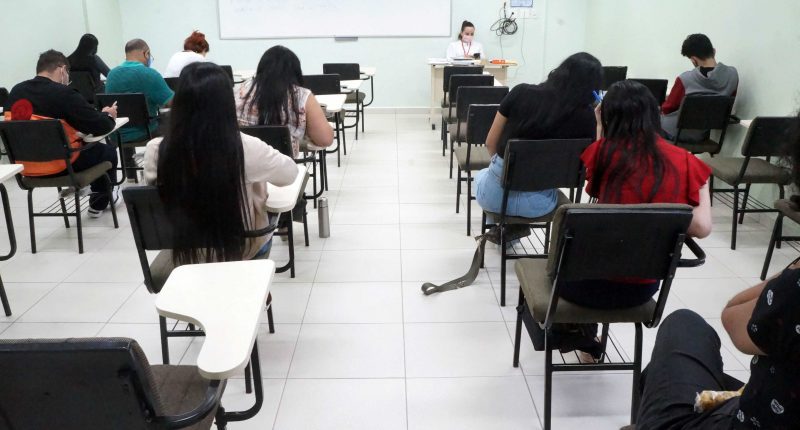 Inscrição será feita em duas etapas, incluindo a entrega de uma lata de leite. Estão sendo ofertadas 10 vagas.