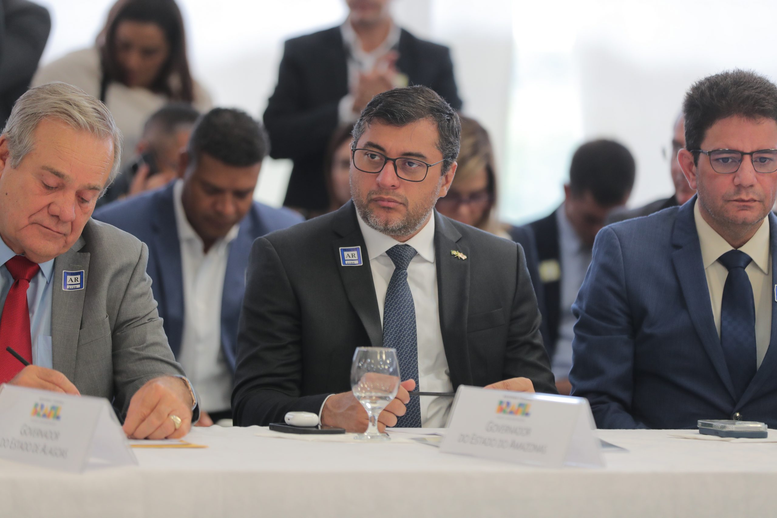 Em Brasília, o governador do Amazonas e de outros estados discutiram junto à presidência da República, ministros e outros órgãos, ações integradas para fortalecer a cultura de paz nas redes de ensino