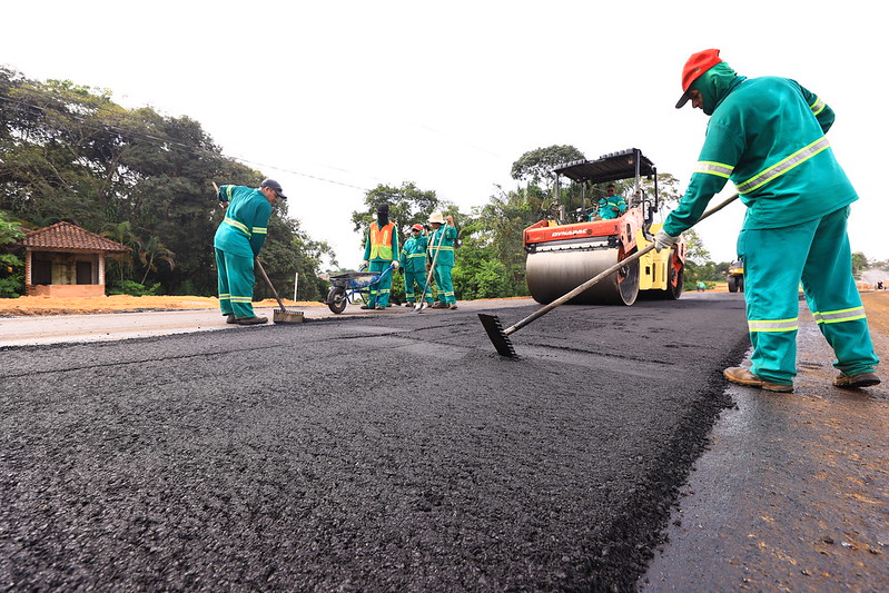 Com o asfaltamento, obra passa por ajustes finais e tem previsão de entrega para o segundo semestre deste ano
