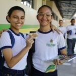 Recursos viabilizam a gratuidade de transporte público a mais de 170 mil alunos da rede estadual e municipal de ensino, em Manaus