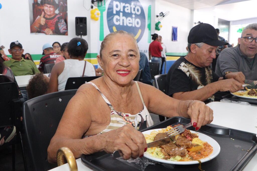 O programa garante a segurança alimentar de pessoas em situação de extrema pobreza, pobreza e baixa renda no Amazonas