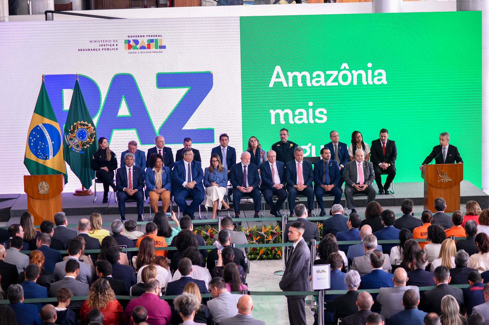 Tadeu de Souza representou o Amazonas durante o lançamento do Programa de Ação na Segurança (PAS), no Palácio do Planalto