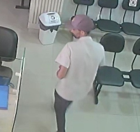 Homem que roubou clínica na Cidade Nova está sendo procurado