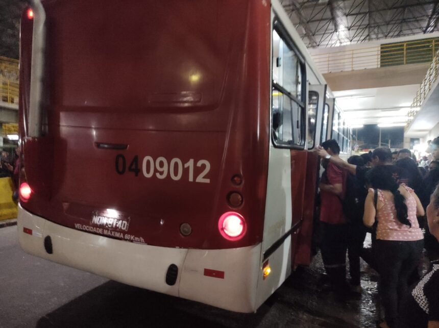 Ameaça de greve geral nos ônibus de Manaus
