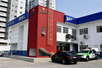 Adolescente e bebê de 1 ano são resgatados de cativeiro no Jorge Teixeira