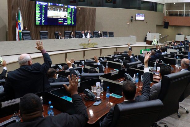 Aumento de salário do prefeito de Manaus