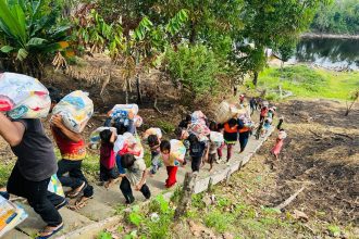 Mais da metade dos 7,3 mil alunos impactados pela estiagem em todo o Amazonas já receberam os kits do programa