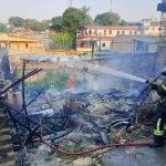 Bombeiros evitam que fogo se alastre no Japiim
