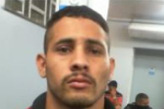 As informações podem ser repassadas pelos números (92) 99115-1284, disque-denúncia da Depca, ou pelo 181, da SSP-AM