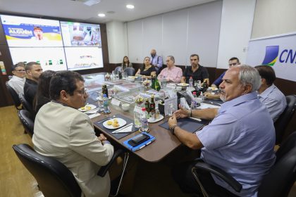 Moradores de rua recebem atenção