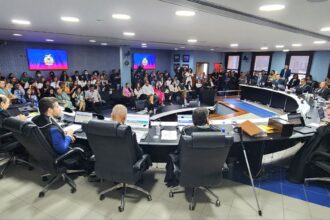 Ex-presidente da Câmara de Tefé multado