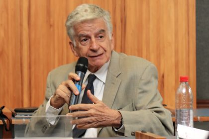 Pesquisador Ennio Candotti morre