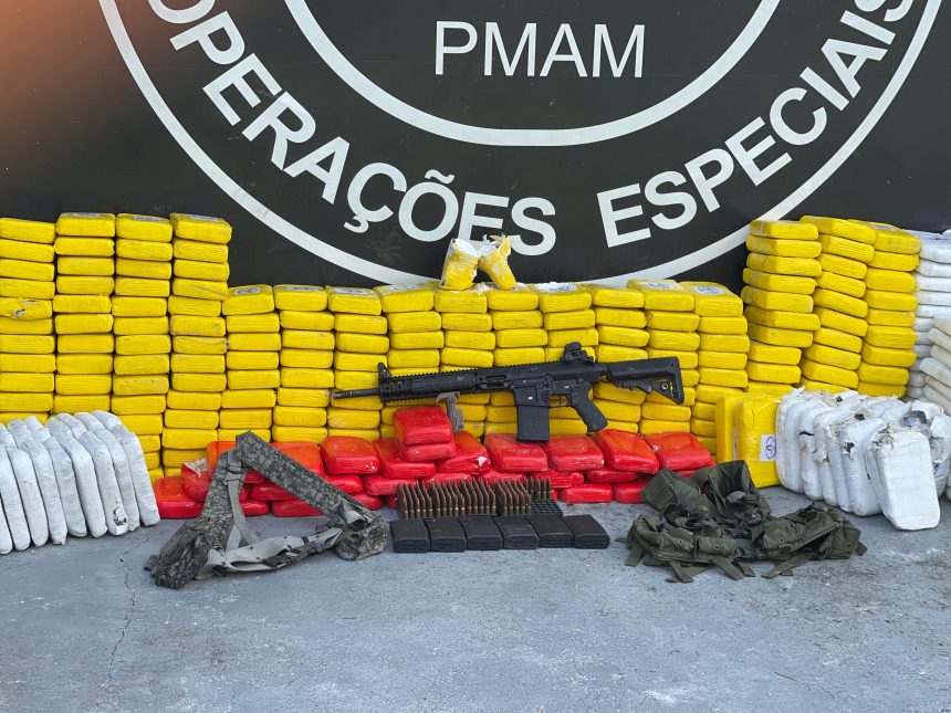 Polícia apreende 1 tonelada de cocaína em Manacapuru