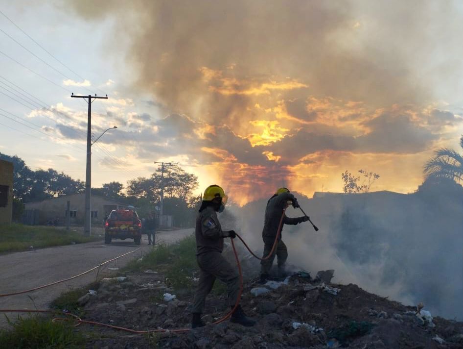 Em 45 dias de missão, Operações Aceiro e Céu Limpo já combateram 1.454 focos de incêndio no Amazonas