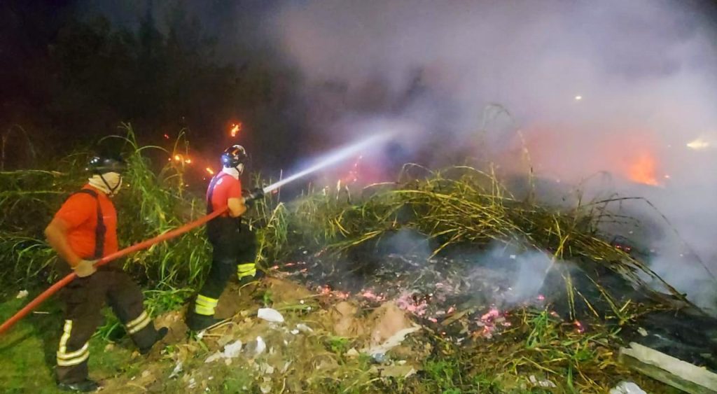 O Corpo de Bombeiros Militar do Amazonas (CBMAM) combateu, ao longo da quinta-feira (22/08), 14 incêndios em áreas de vegetação, em Manaus.