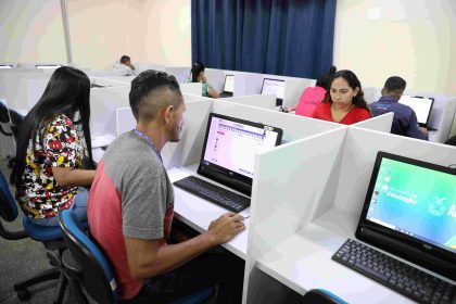 A partir da segunda-feira (02/09), a Secretaria de Estado de Educação e Desporto Escolar (Seduc) inicia as inscrições para o Provão Eletrônico da Educação de Jovens e Adultos (EJA) - Ensino Fundamental e Médio. Esta é a terceira mobilização realizada, em 2024, em Manaus.