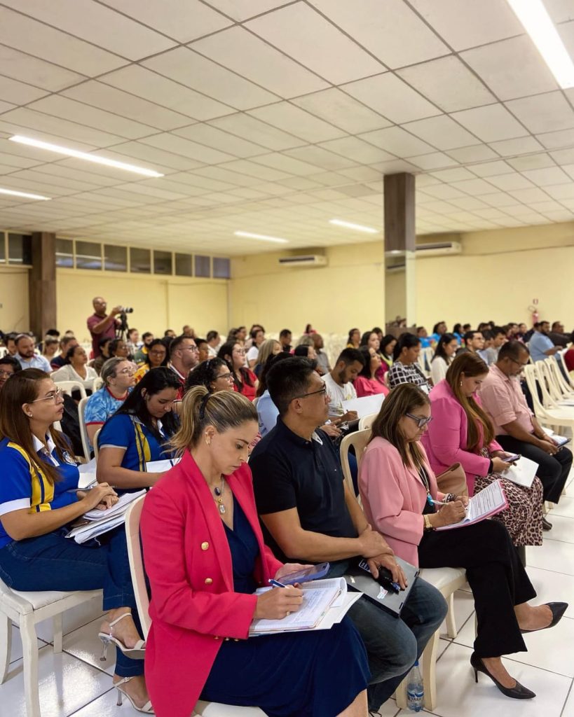 Seminário de Educação debate discursos das práticas pedagógicas em Manaus