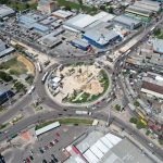 Construção de ponte desvia trânsito em trecho da avenida Autaz Mirim, na zona Leste