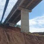 Erosão é registrada na Ponte Rio Negro