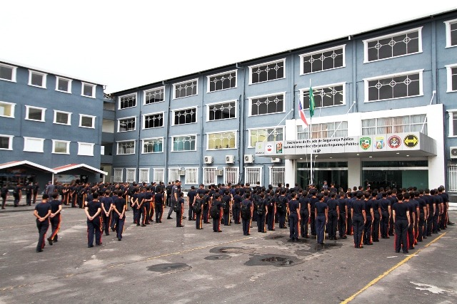 Colégios da Polícia Militar selecionam alunos