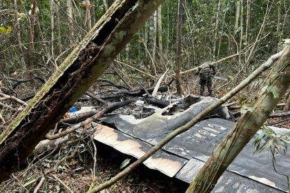 FAB derruba avião de traficantes no Amazonas