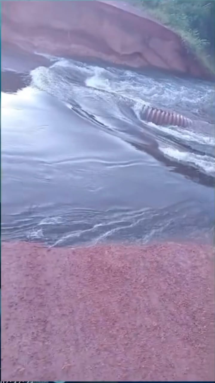 BR-230 desaba e deixa moradores isolados no interior do Amazonas