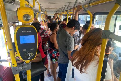 O MPAM ingressou com uma Ação Civil Pública, com pedido de liminar, para suspender o aumento da passagem de ônibus, que vai passar de R$4,50 para R$5 a partir da madrugada do próximo sábado (15/02).