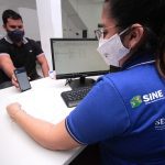 Quinta (27) inicia com 503 vagas de emprego no Sine em Manaus