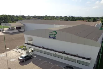 Grupo Tapajós recebendo currículos de pessoas com deficiência para emprego em Manaus