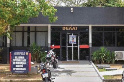 Mãe denuncia filho adolescente por estupro
