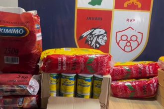 Homem preso tentando furtar café e leite