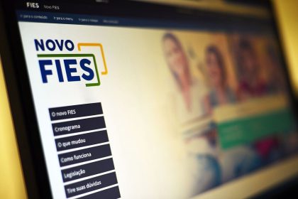 Convocados em nova chamada do FIES têm prazo final para vagas