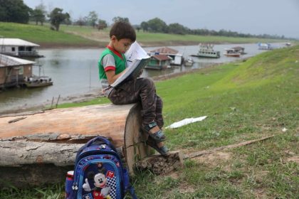 Eventos climáticos causam perda de R$ 1,6 bilhão à educação na Amazônia