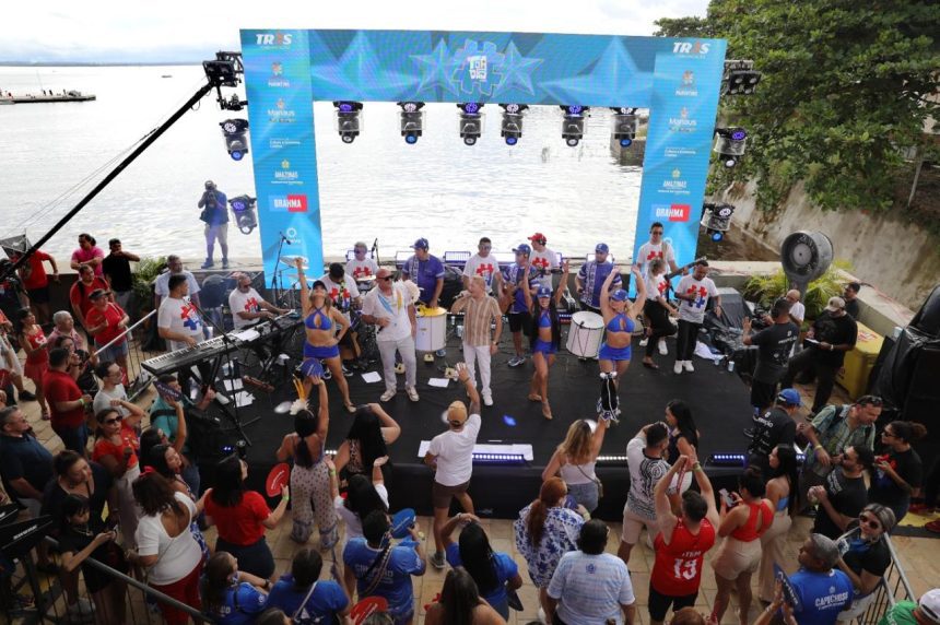 #Toadas leva show de boi de 12 artistas para o São Raimundo