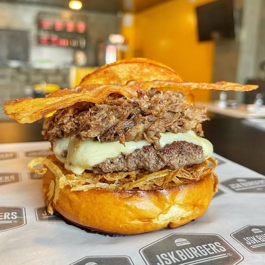 Hamburgueria selecionando para emprego em Manaus