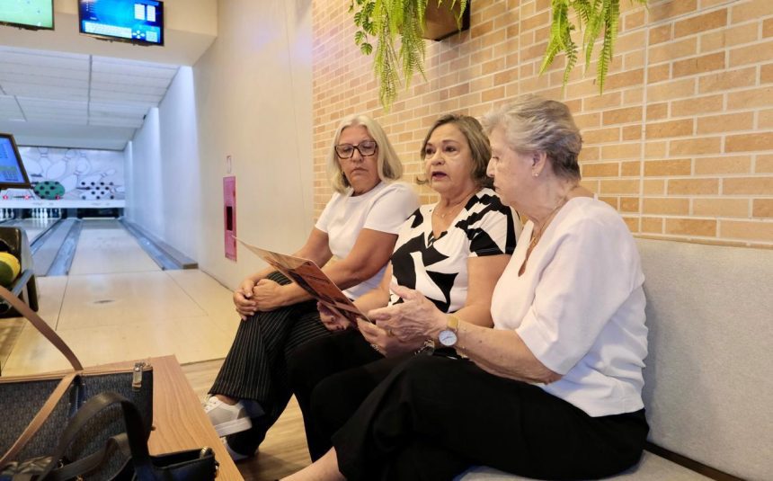 Boliche lança campanha para incentivar prática entre idosos
