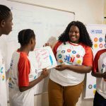 Capacitação profissional para migrantes e refugiados em Manaus