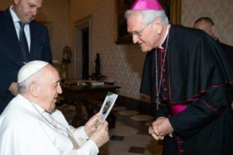 Arcebispo de Manaus cotado para substituir Papa