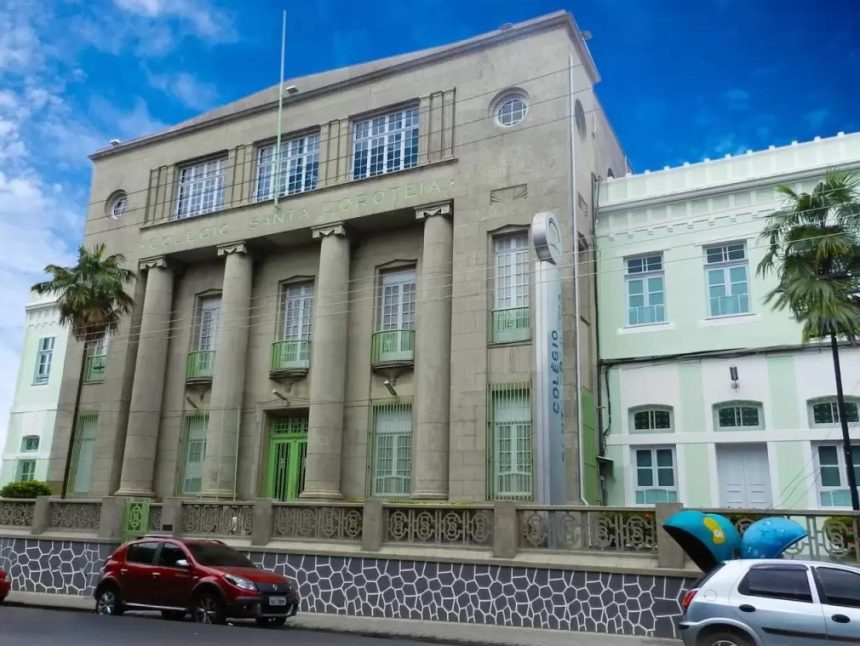 Vagas para serviços gerais no Colégio Santa Dorotéia em Manaus