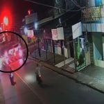 Vídeo: Motociclista morre e garupa fica ferido após furar sinal e ser atingido